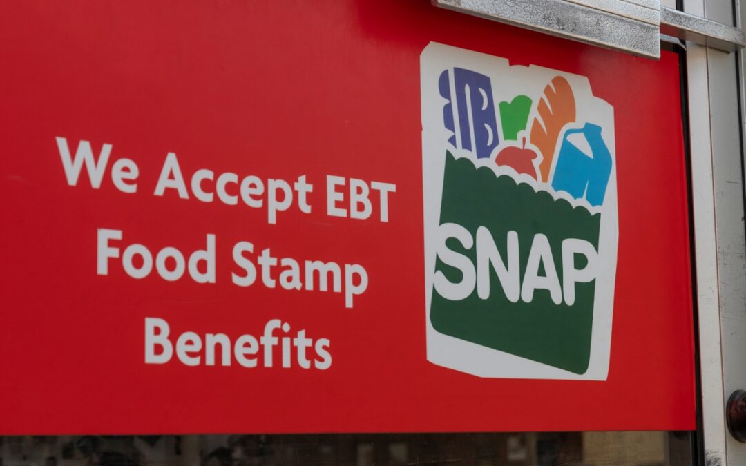 SNAP EBT food stamp benefits accepted sign